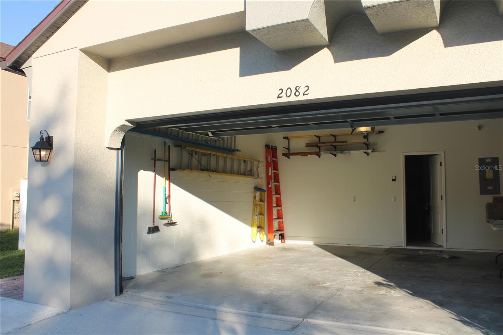 NEPTUNE POINT - Residential