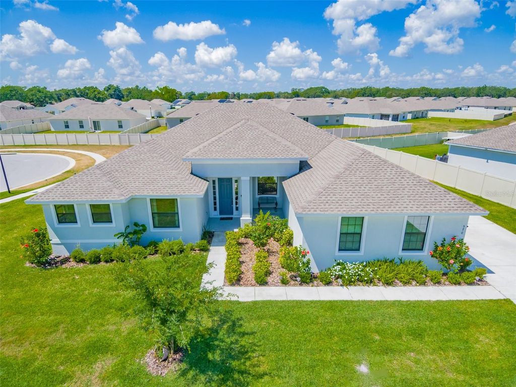 Photo of 570 Sanctuary Boulevard, Winter Haven, FL 33881 (MLS # S5147830)
