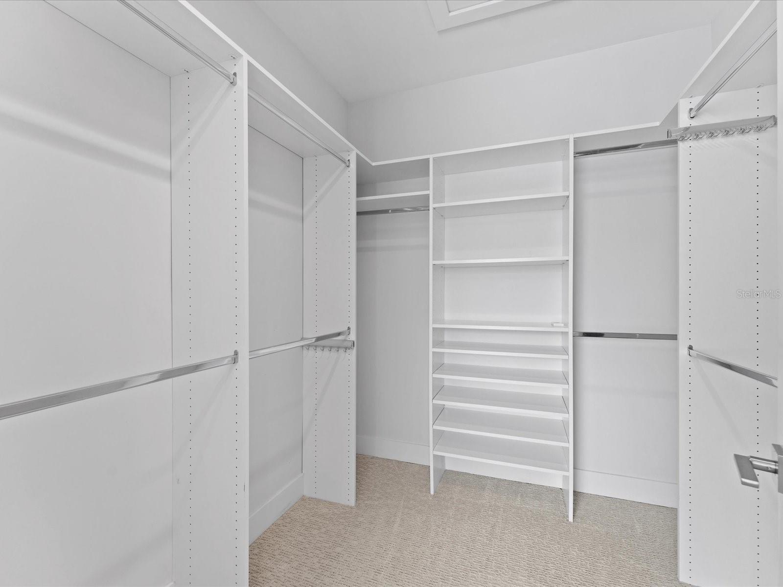 PARK SHORE - Residential