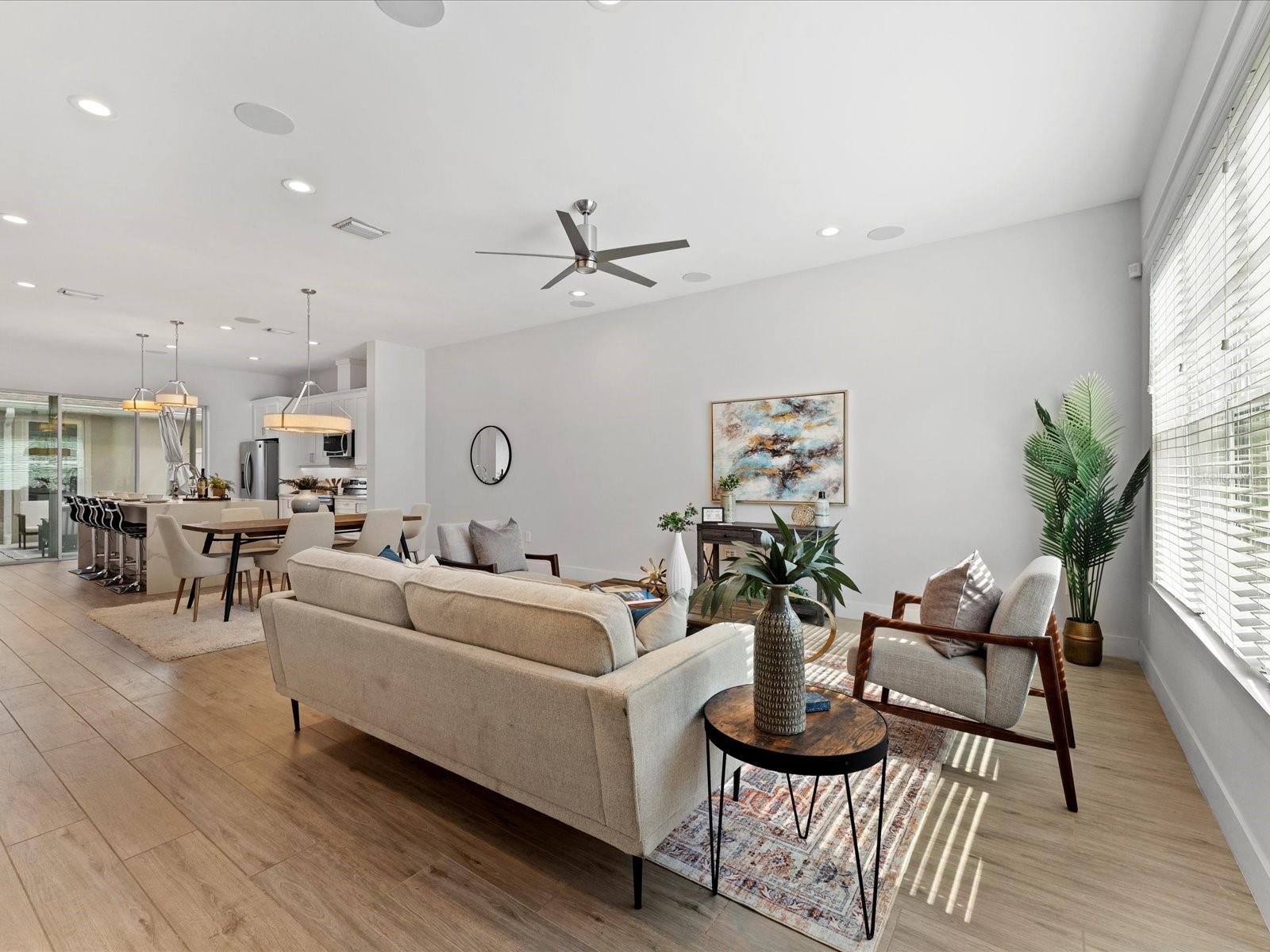 PARK SHORE - Residential