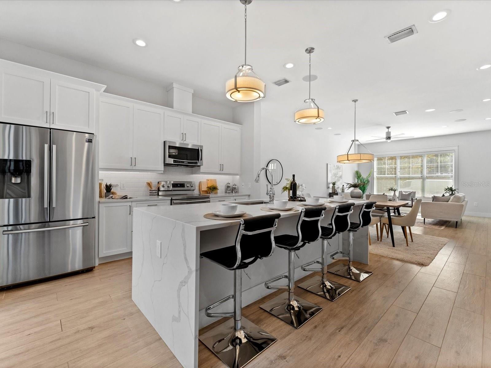 PARK SHORE - Residential