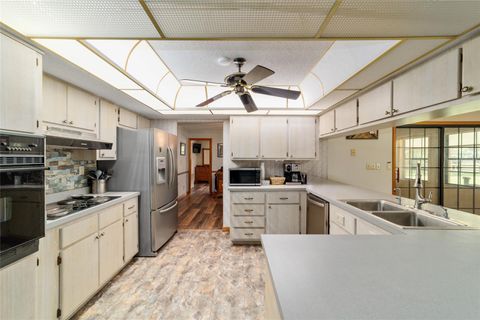 Tiny photo for 21990 NE Highway 27, Williston, FL 32696 (MLS # OM698836)