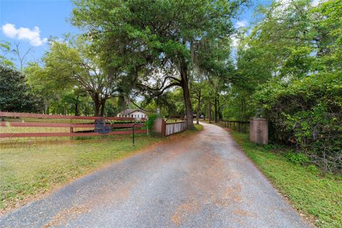 Tiny photo for 21990 NE Highway 27, Williston, FL 32696 (MLS # OM698836)