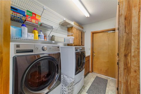 Tiny photo for 21990 NE Highway 27, Williston, FL 32696 (MLS # OM698836)