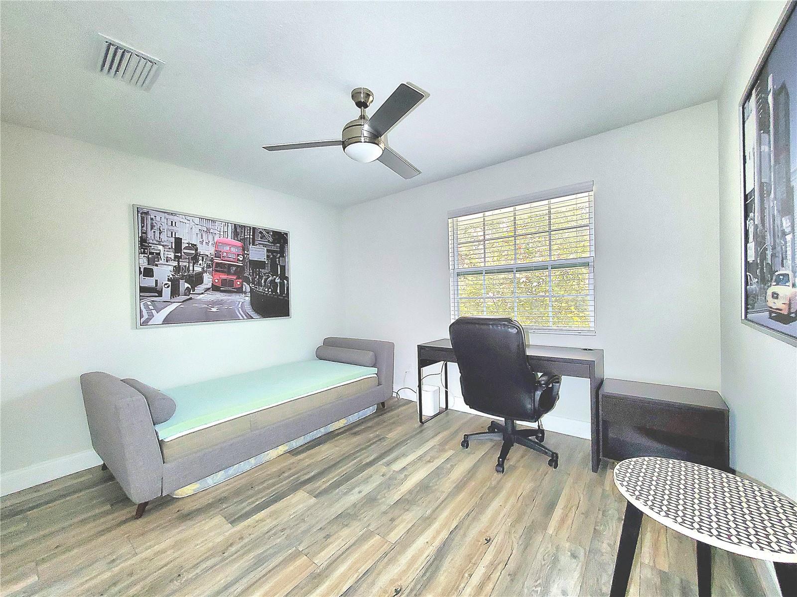 HIDDEN BEACH - Residential Lease