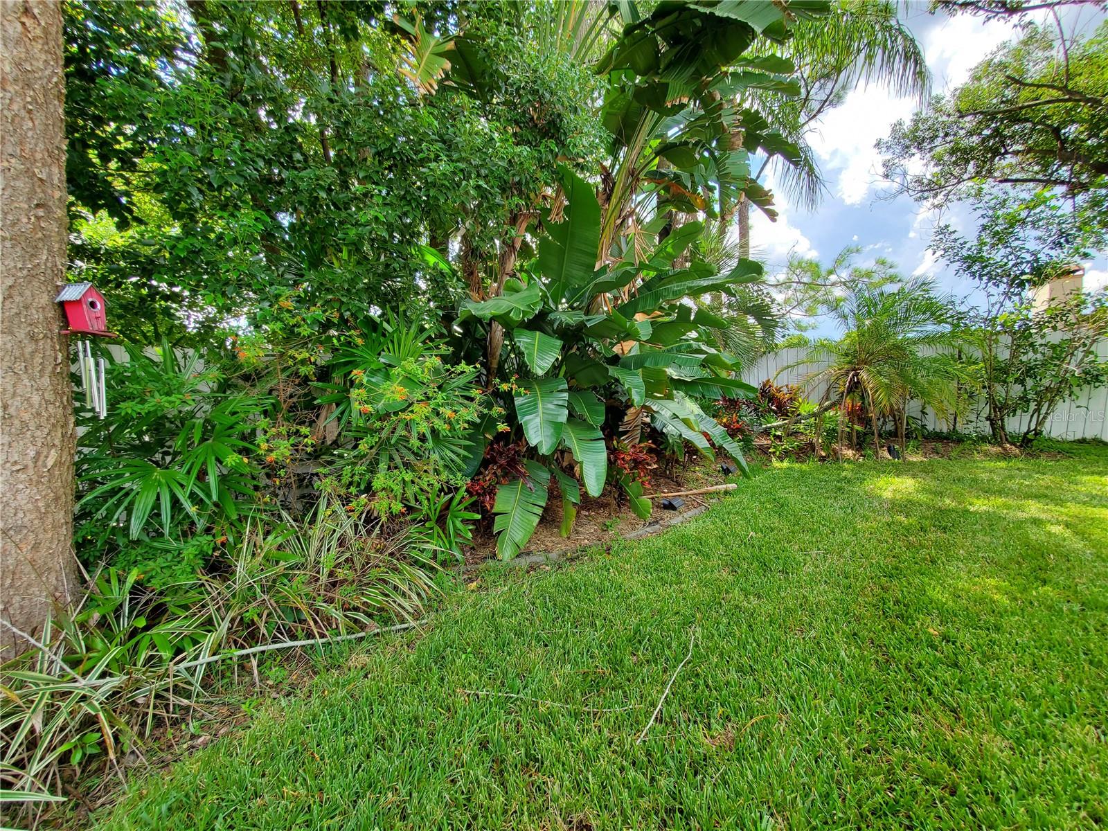 HIDDEN BEACH - Residential Lease