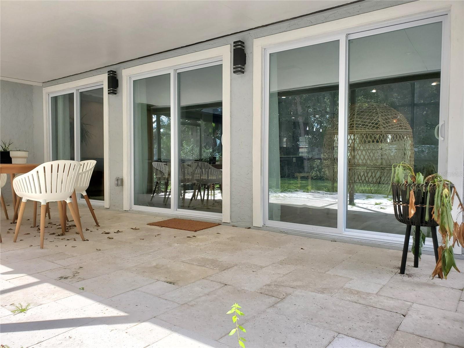 HIDDEN BEACH - Residential Lease