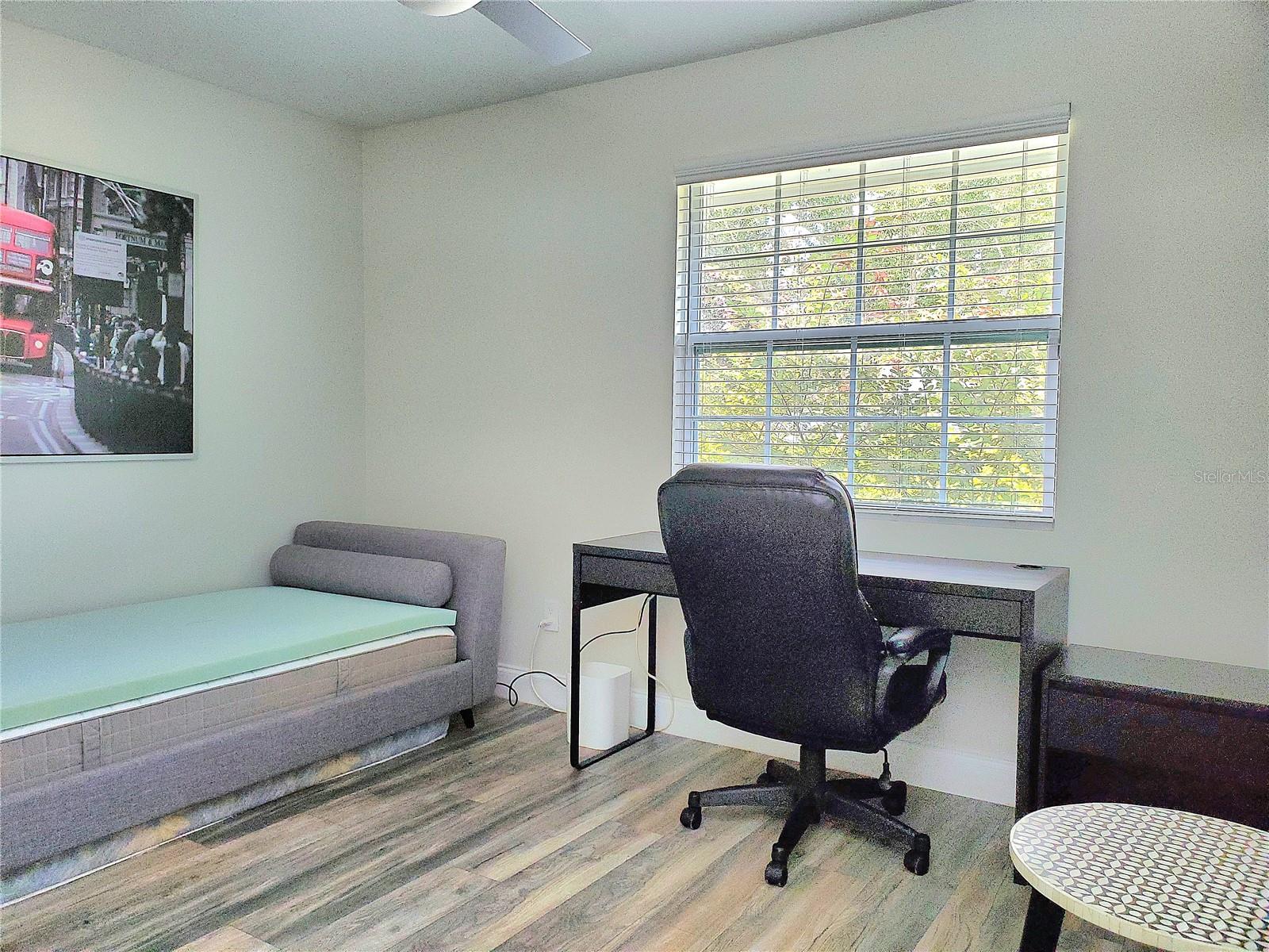 HIDDEN BEACH - Residential Lease