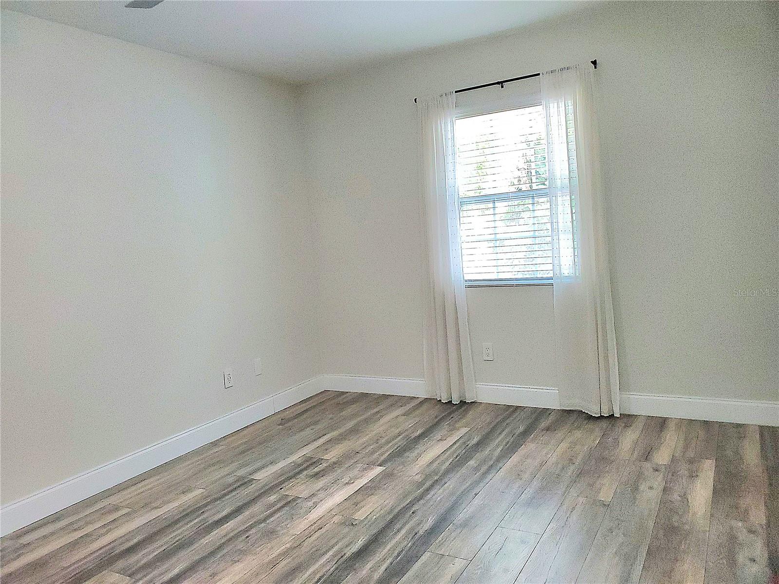 HIDDEN BEACH - Residential Lease