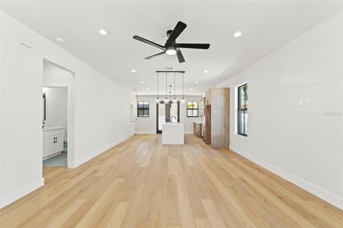 A home in TAMPA