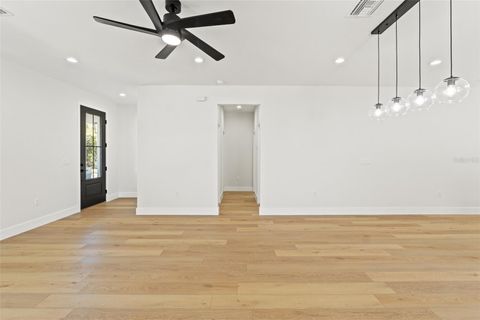 A home in TAMPA