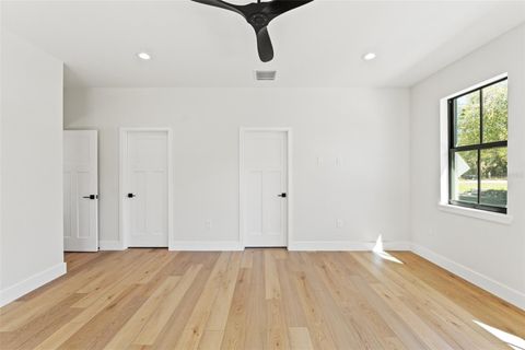 A home in TAMPA