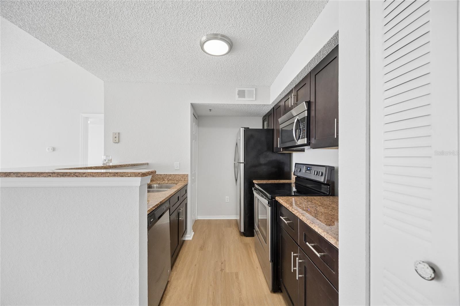 VILLAS DEL SOL AT KISSIMMEE CONDO - Residential