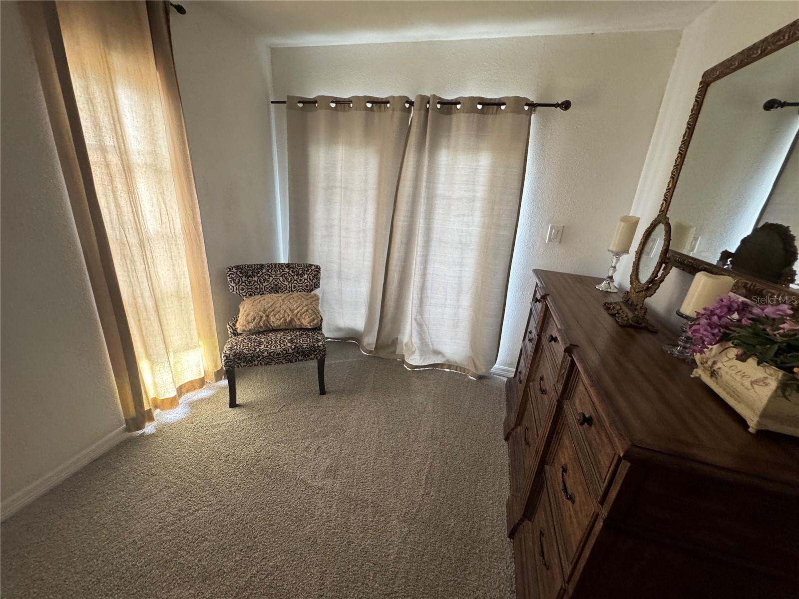 VIRGINIA GROVES ESTATES 1ST ADD - Residential