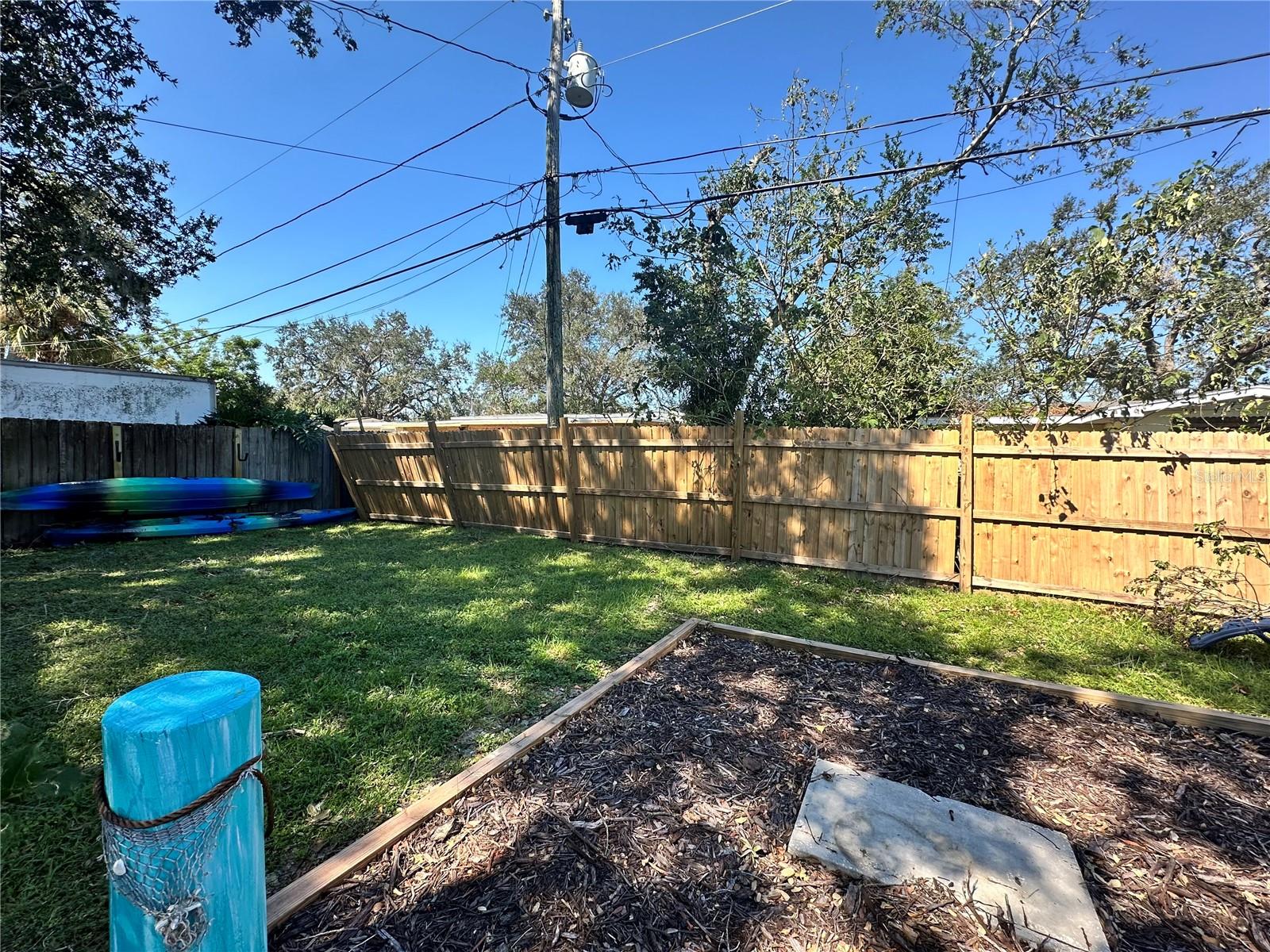 VIRGINIA GROVES ESTATES 1ST ADD - Residential