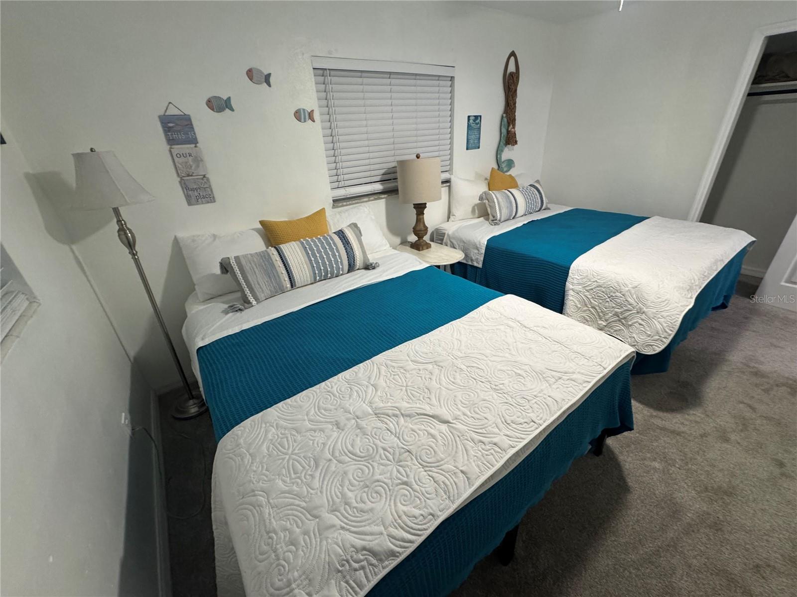 VIRGINIA GROVES ESTATES 1ST ADD - Residential