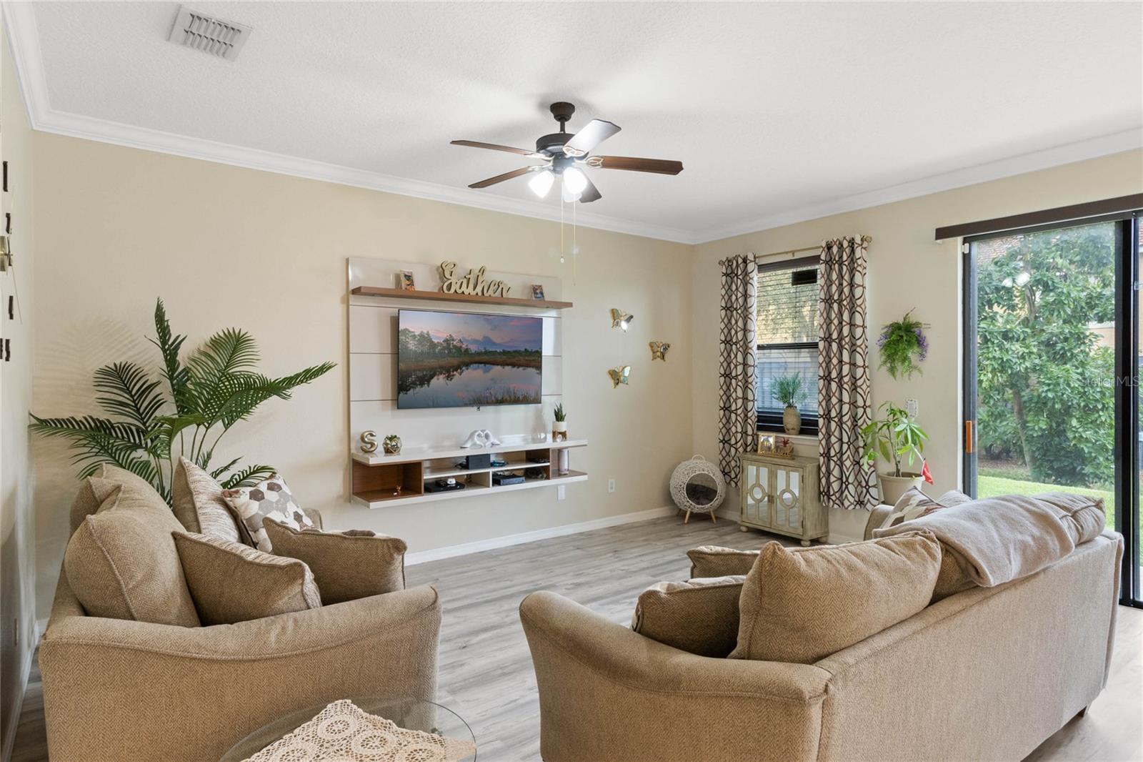 1411 PACIFIC ROAD