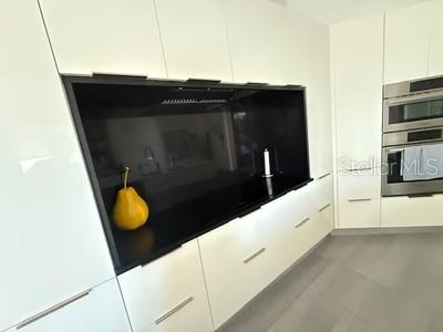 HUNTERS CREEK TR 515 PH 02 48 96 - Residential