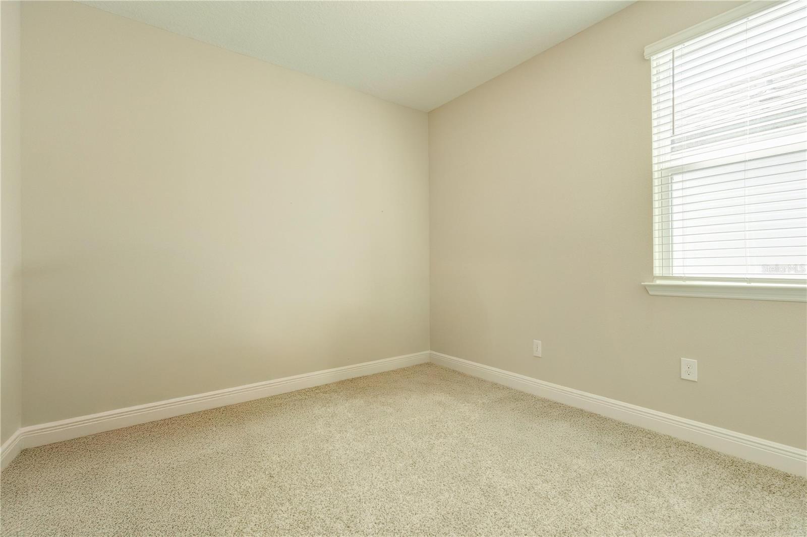 HIGHLAND RDG PH 2 - Residential Lease