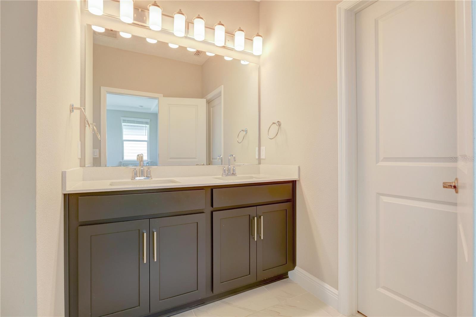 HIGHLAND RDG PH 2 - Residential Lease