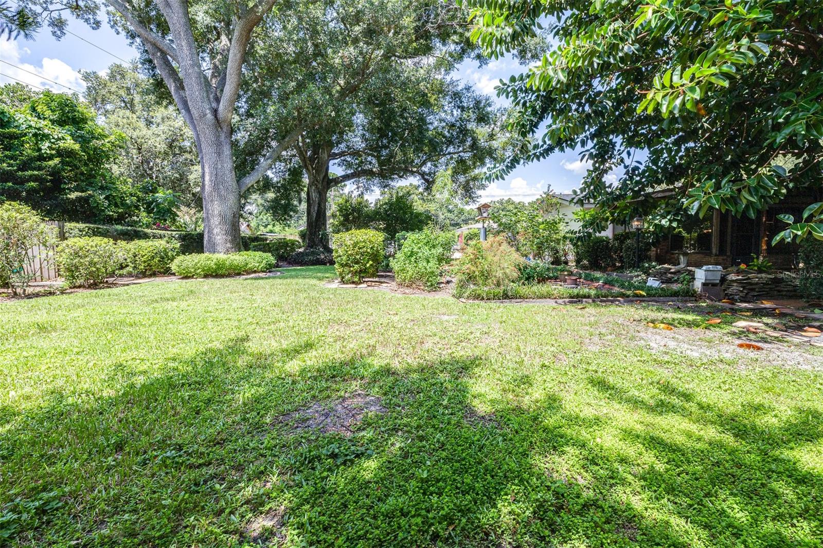 Photo 70 of 83 of 509 ROB ROY STREET house