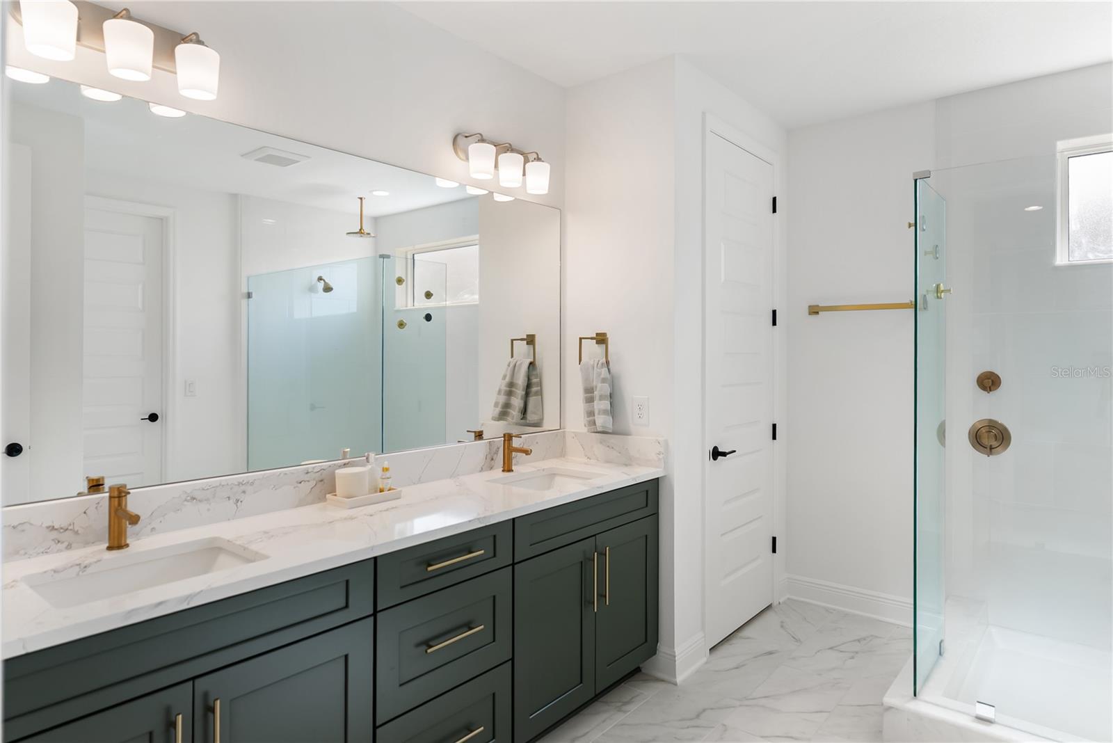 SWEETWATER AT LAKEWOOD RANCH PH I & II - Residential