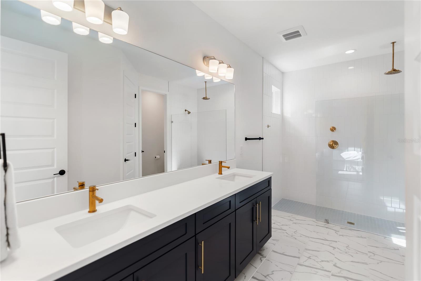 SWEETWATER AT LAKEWOOD RANCH PH I & II - Residential