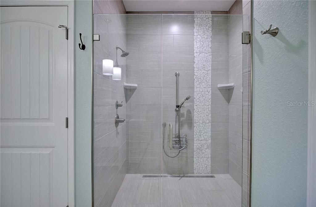 PROPOSED VILLAGES/HIGHLANDS ROAD - Residential