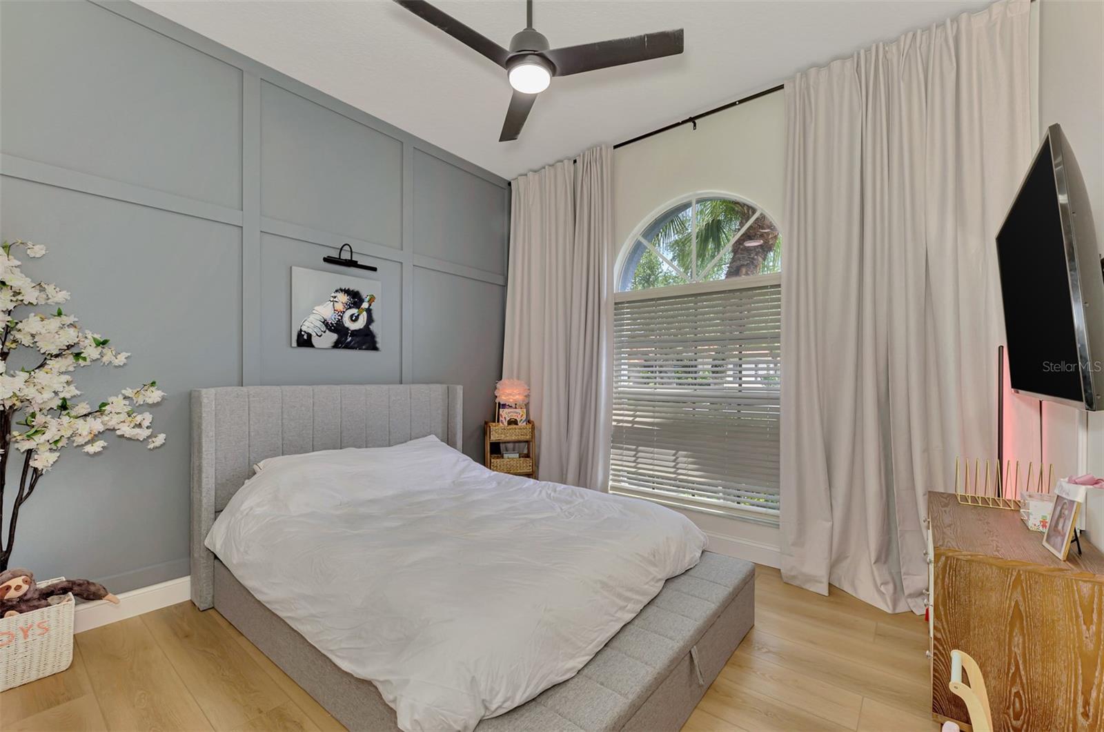 THE HAMPTONS - Residential