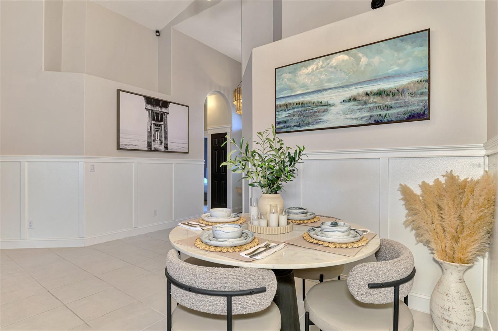 THE HAMPTONS - Residential