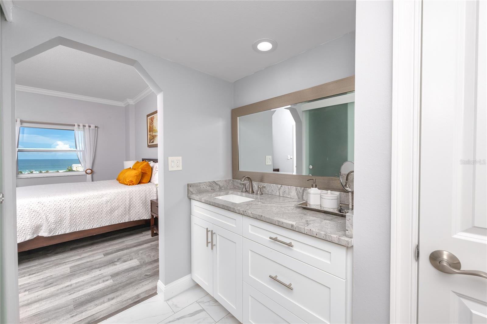 THREE PALMS POINTE CONDO - Residential