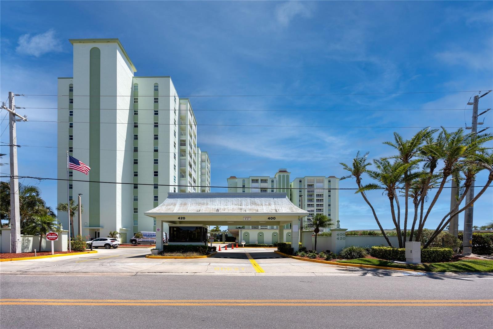 THREE PALMS POINTE CONDO - Residential