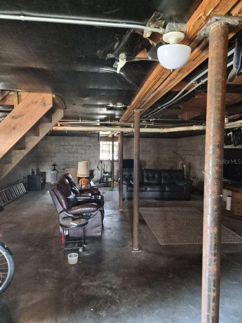 APOLLO BEACH UNIT ONE PT ONE - Residential