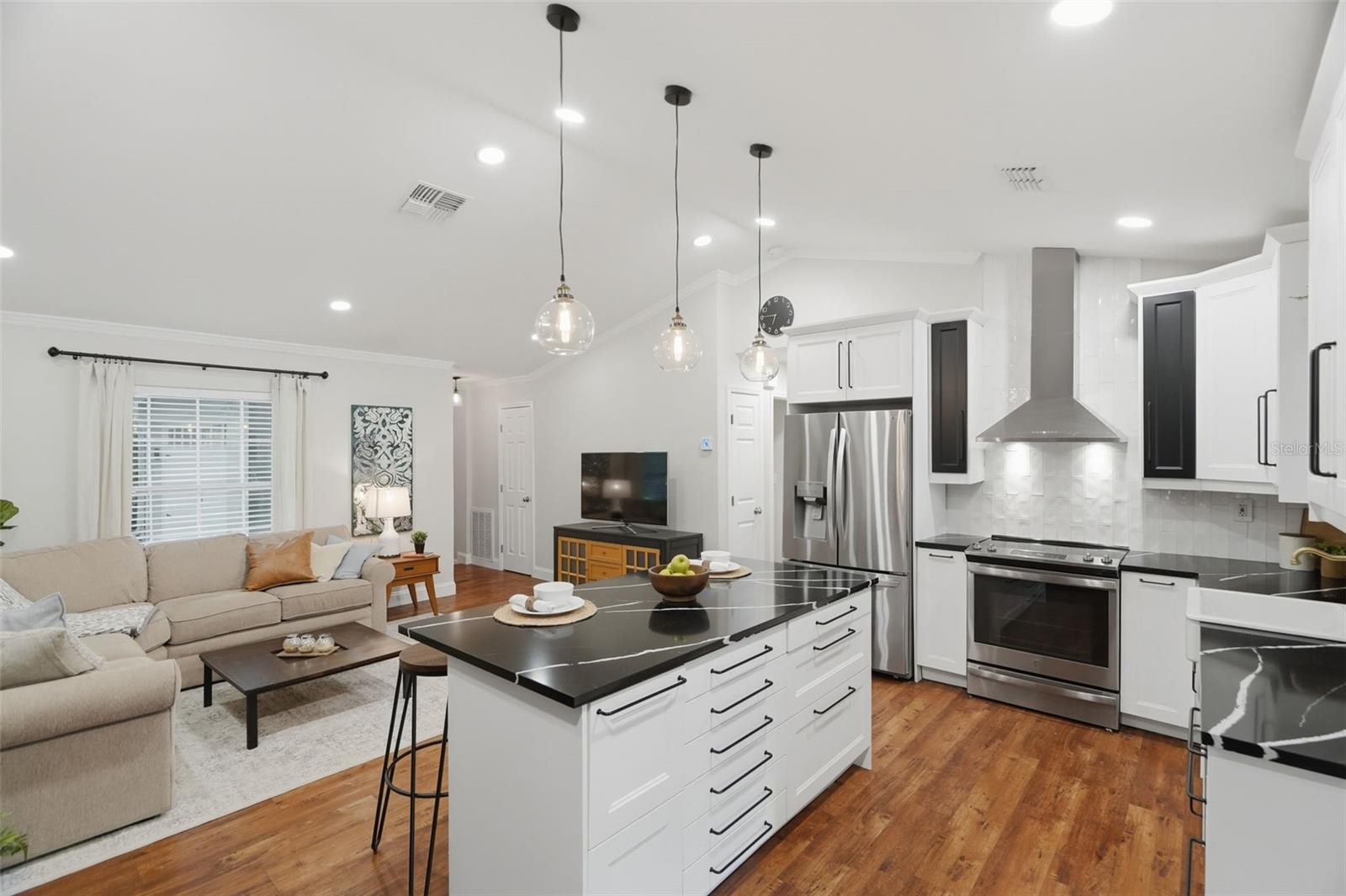 201 ARBOR GLEN DRIVE