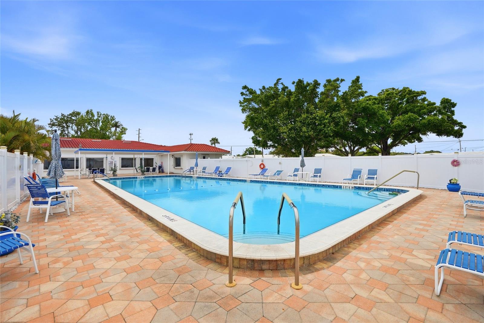 MAINLANDS OF TAMARAC BY THE GULF UNIT 5 PH 3 CONDO - Residential