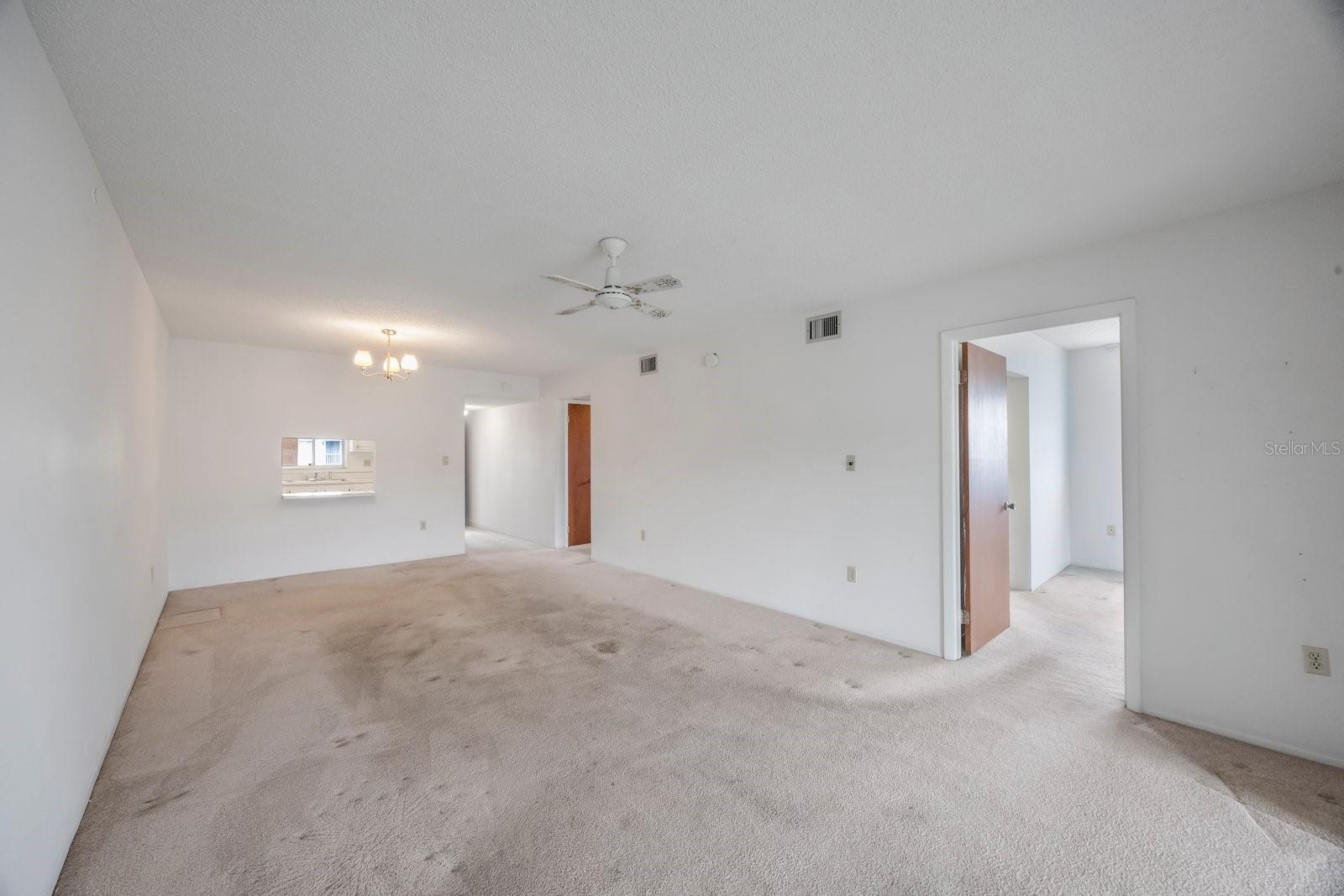 BAYSHORE ON THE LAKE APTS SEC 4 - Residential