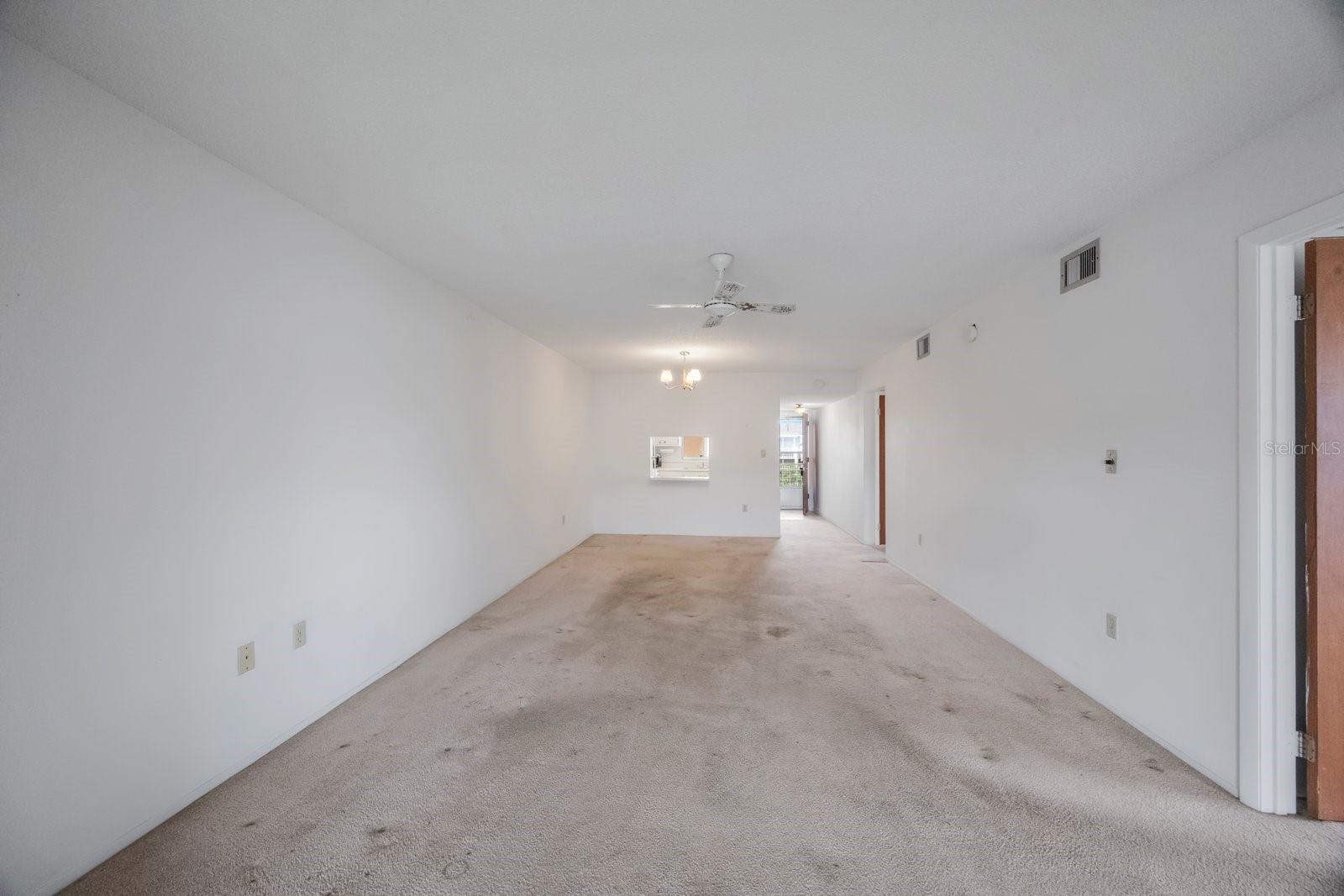 BAYSHORE ON THE LAKE APTS SEC 4 - Residential