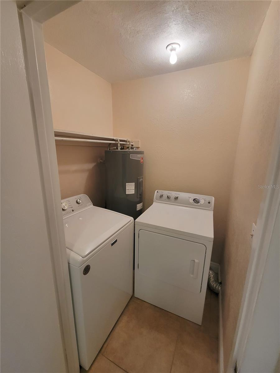 ALTAMONTE HEIGHTS - Residential