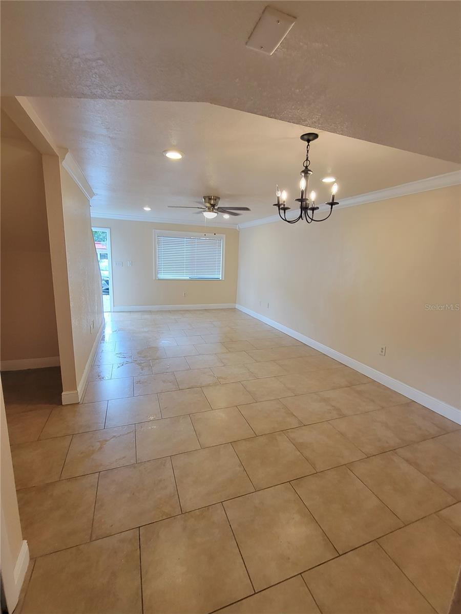 ALTAMONTE HEIGHTS - Residential