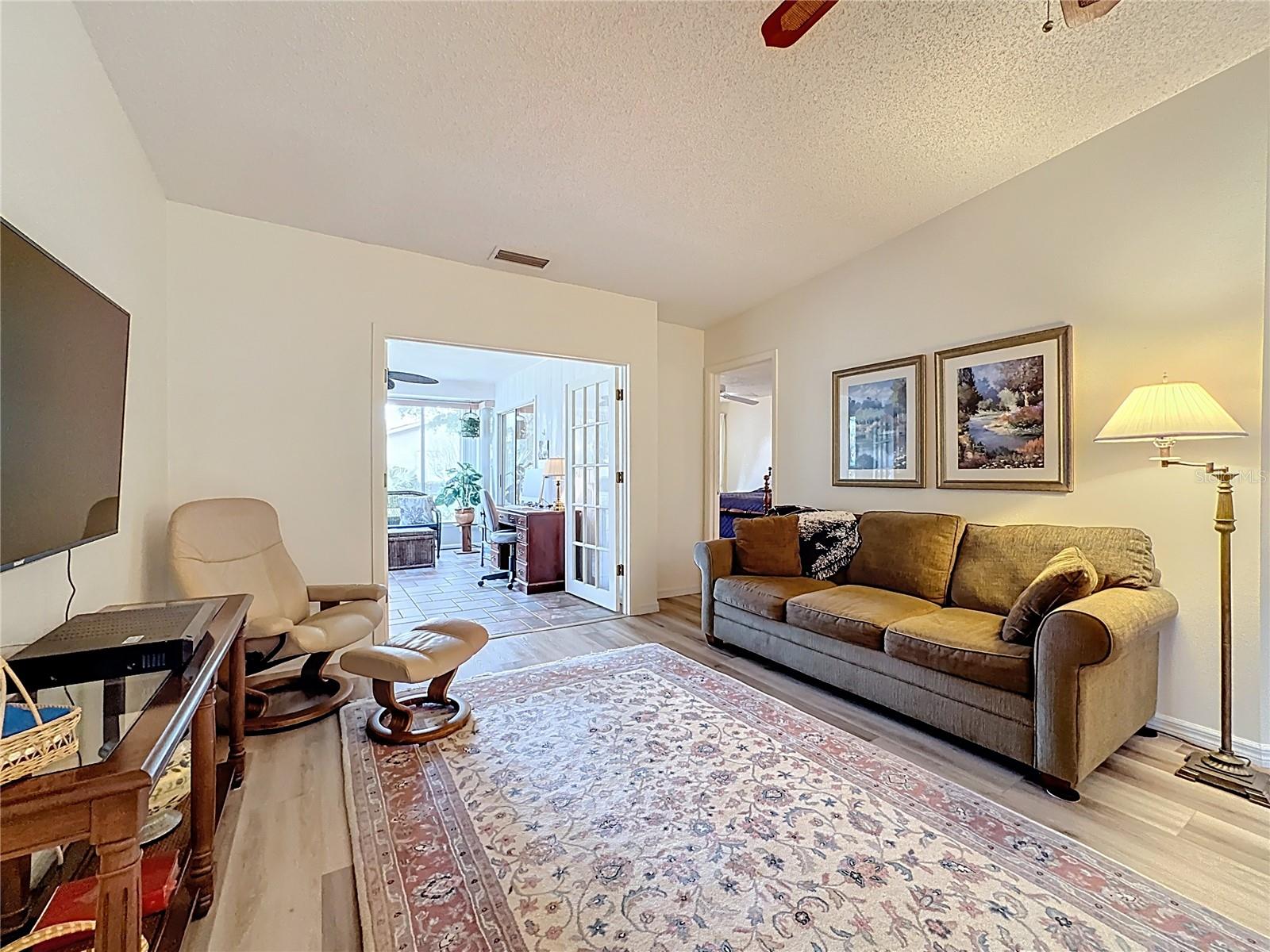 GARDEN LAKES VILLAS SEC 1 - Residential