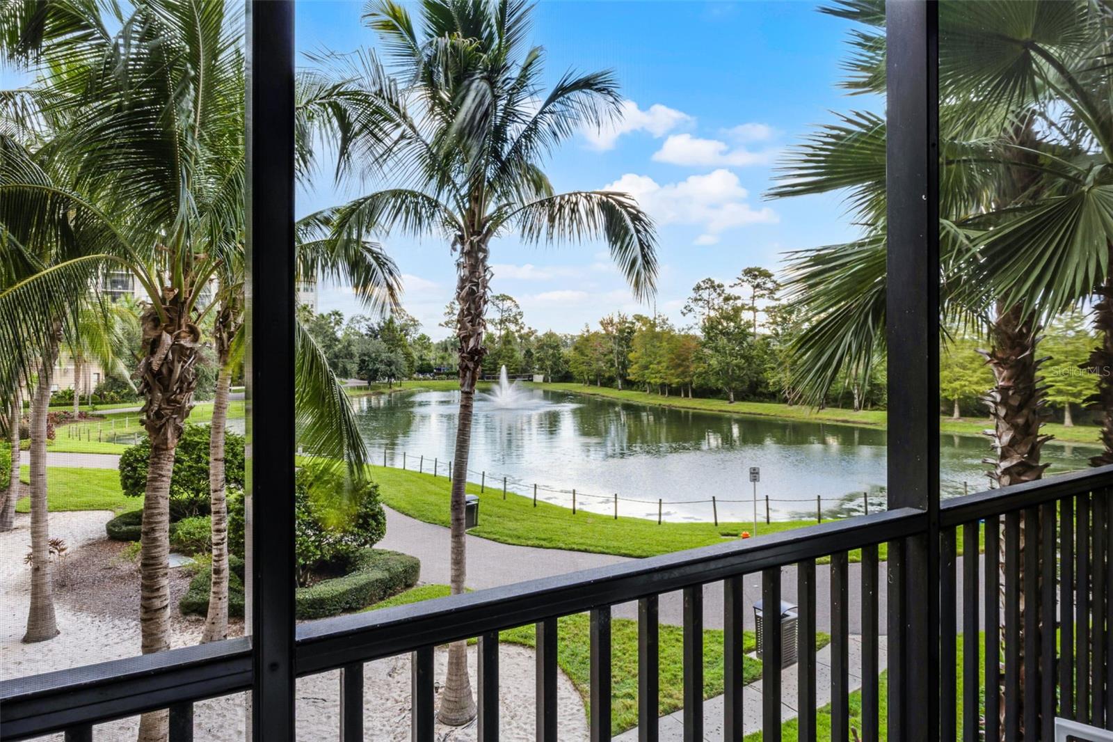 GROVE RESORT - Residential