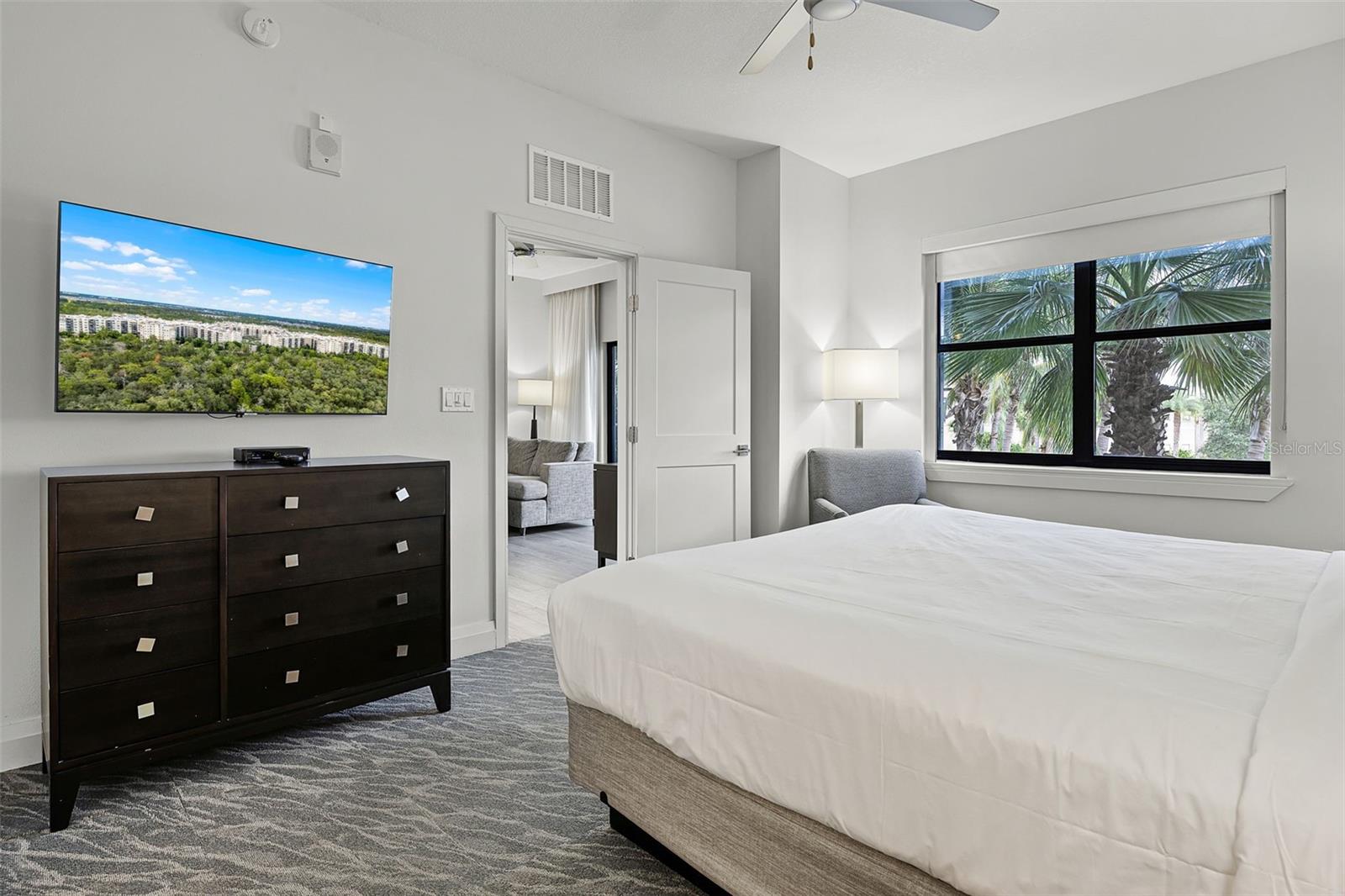 GROVE RESORT - Residential