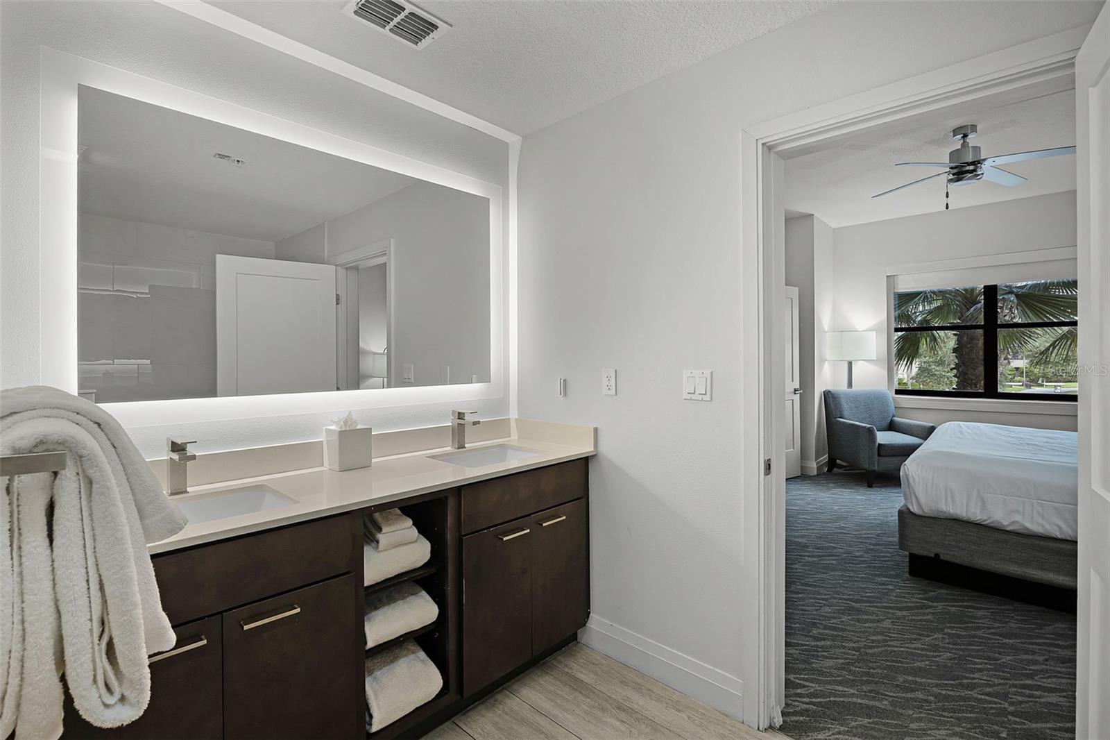 GROVE RESORT - Residential