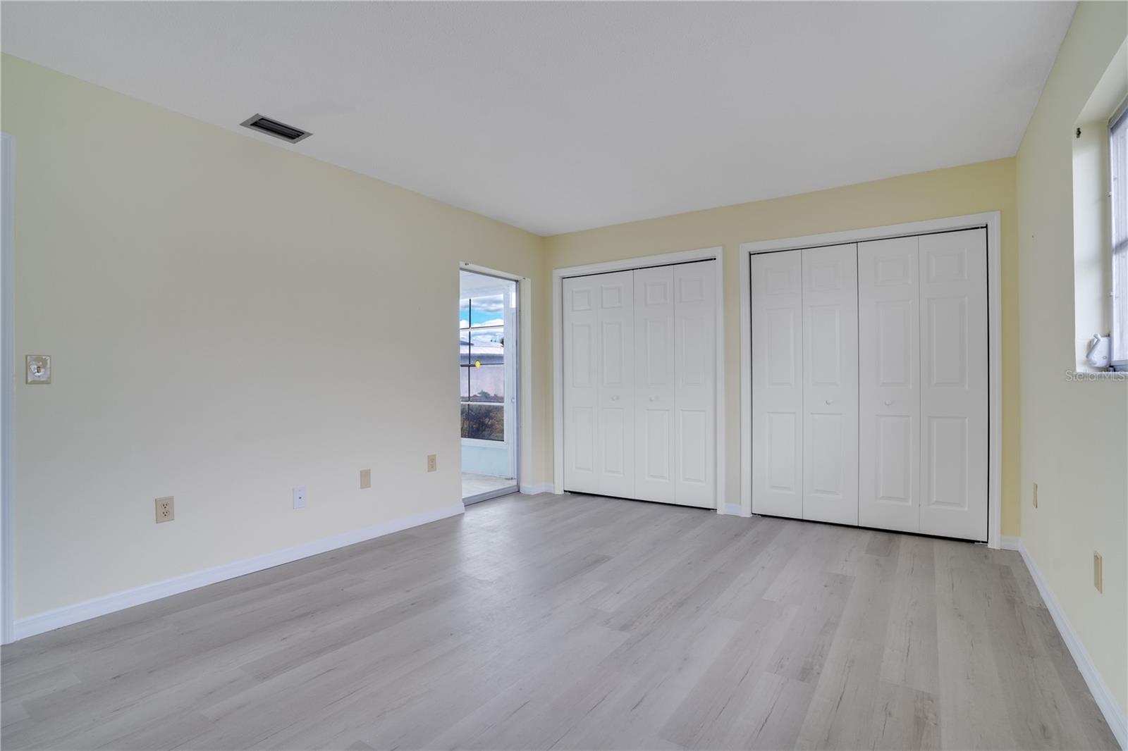 FAIRWINDS VILLAGE 1 - Residential