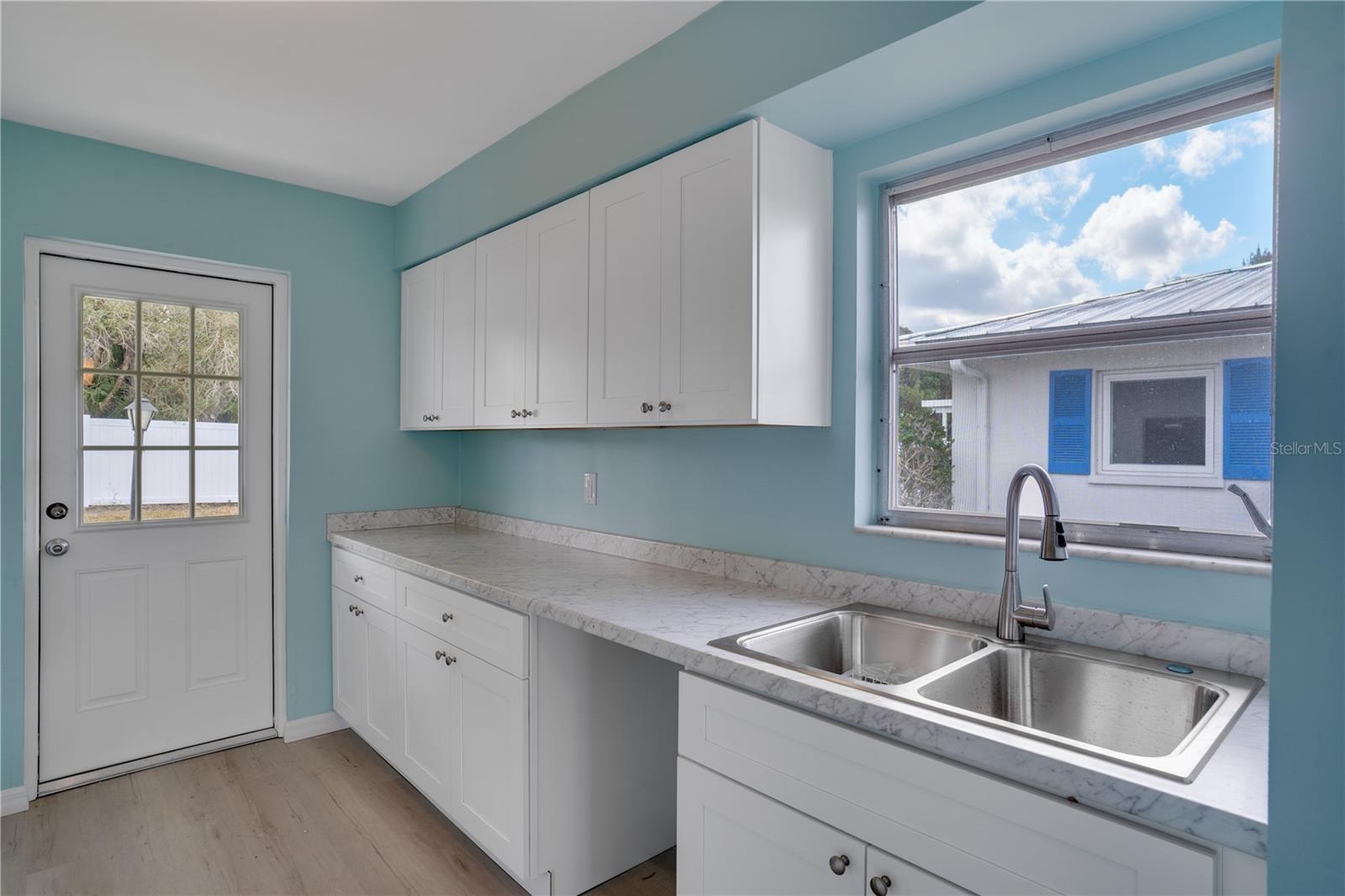 FAIRWINDS VILLAGE 1 - Residential