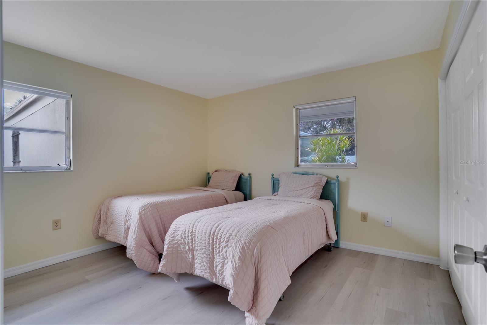 FAIRWINDS VILLAGE 1 - Residential