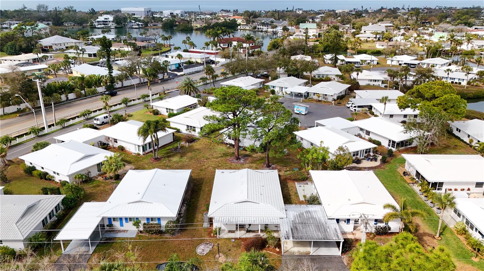 FAIRWINDS VILLAGE 1 - Residential