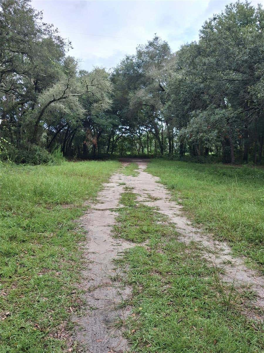Photo of 7484 SW 150th Street, Dunnellon, FL 34432 (MLS # OM729616)