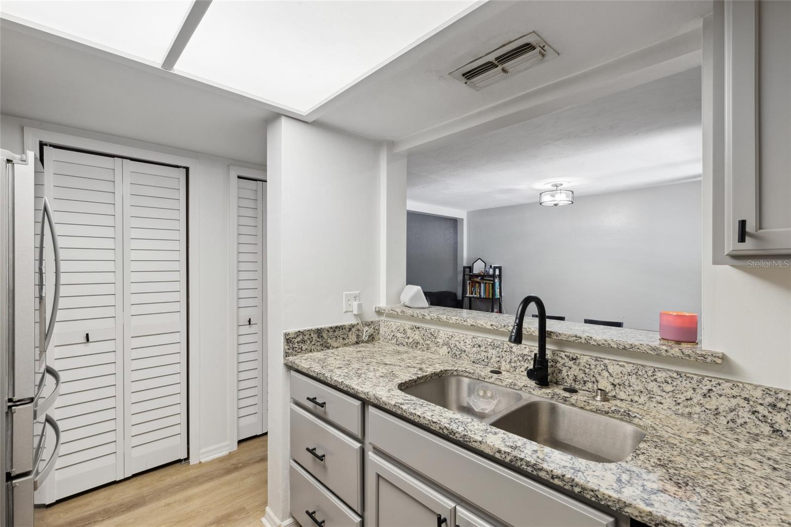 Photo 9 of 29 of 841 SW 55TH TERRACE townhome