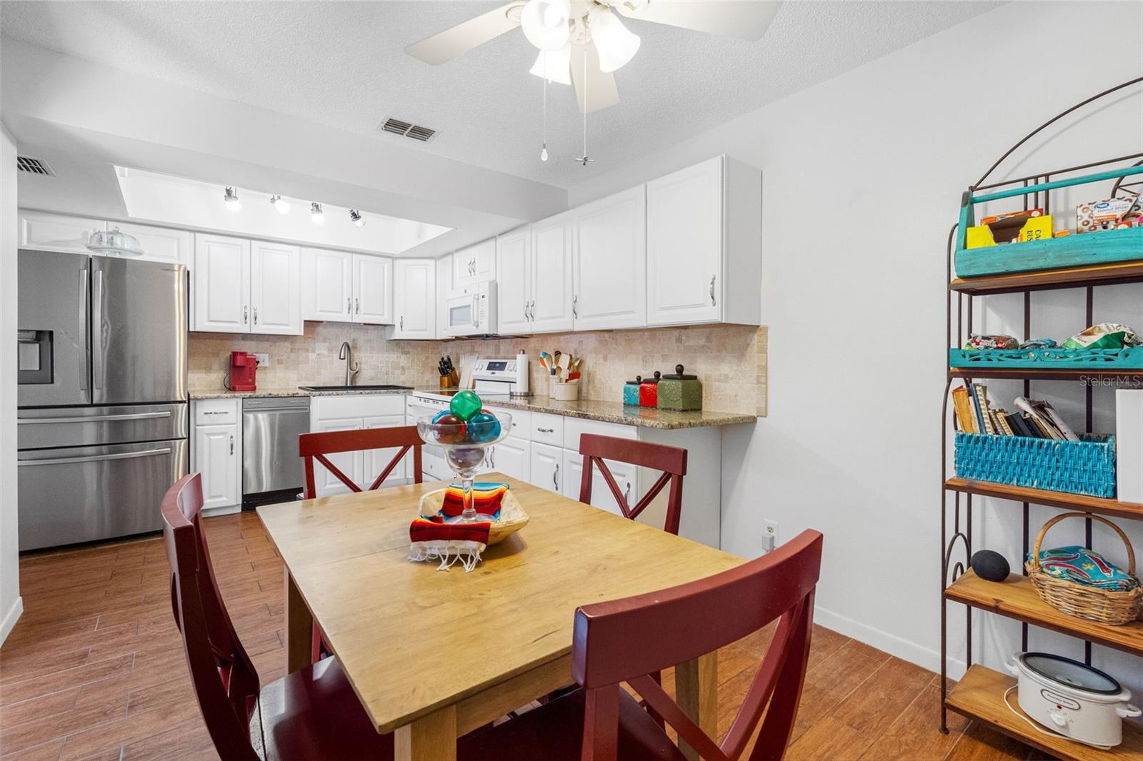 ORANGE TREE VILLAS CONDO - Residential